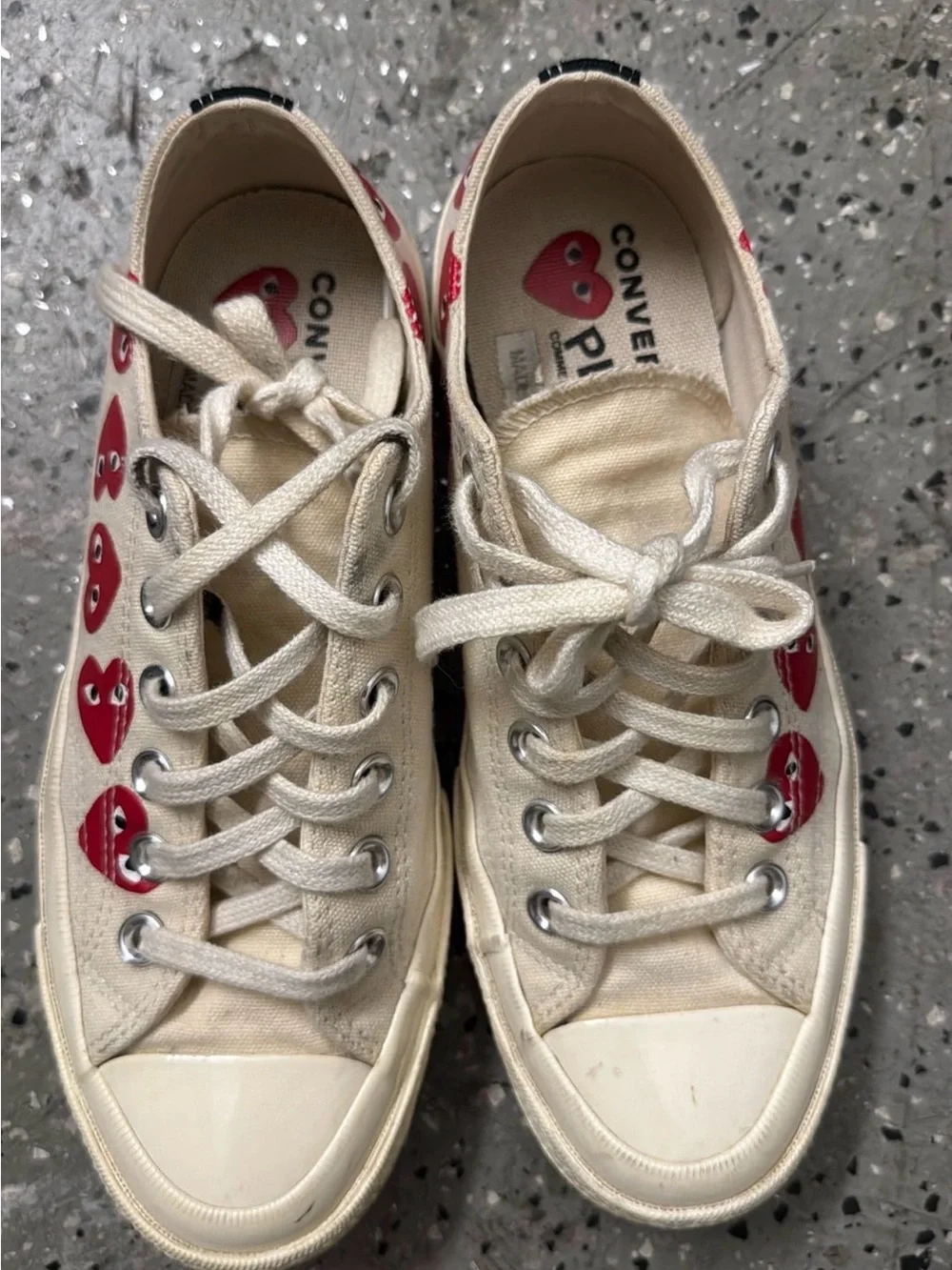 Converse Cream Canvas Low-Top Sneakers with Red Heart Motifs